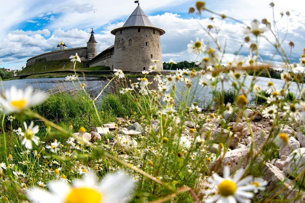 ПСКОВ 5 дней с отдыхом в Изборске