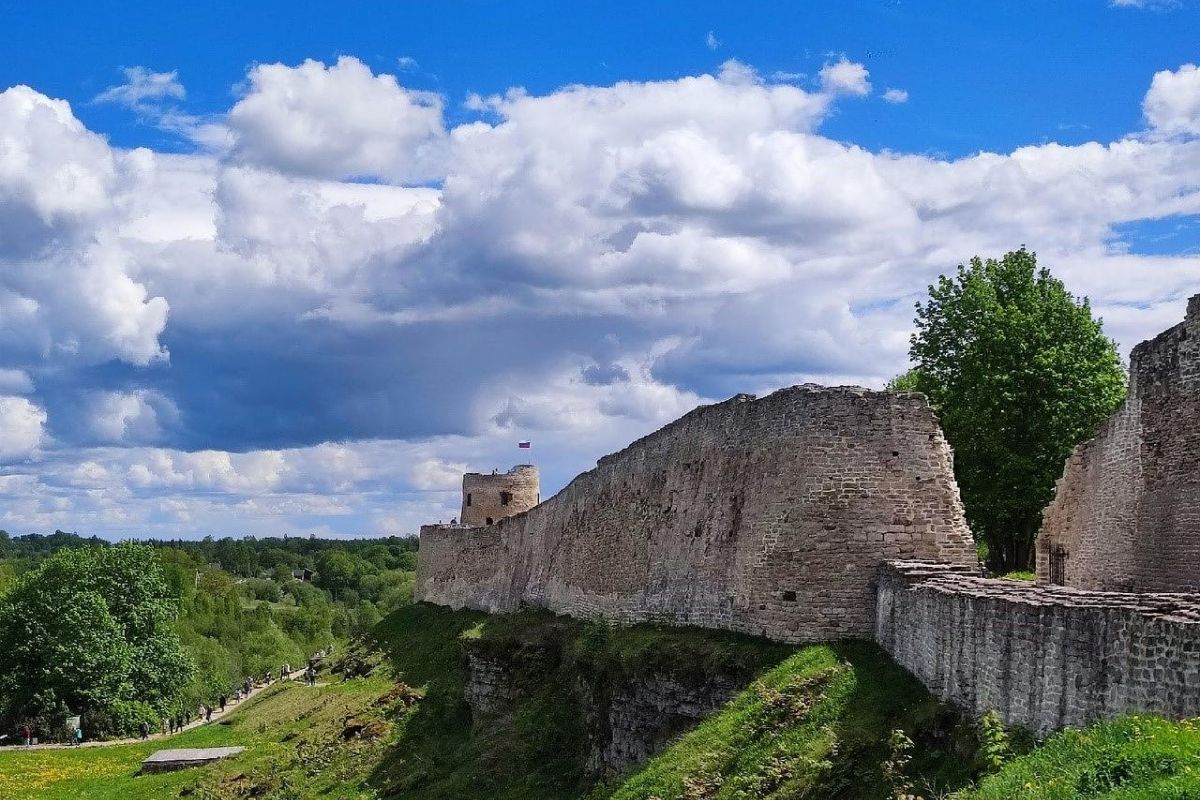 ПСКОВ 5 дней с отдыхом в Изборске